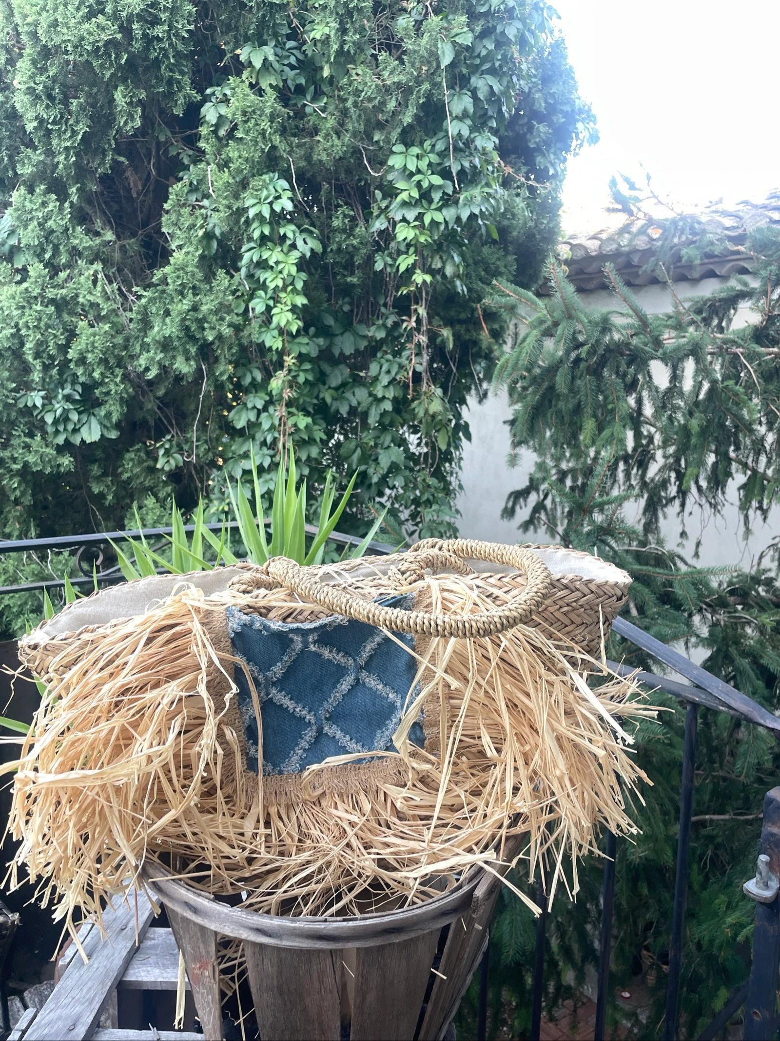 Basket – photo 2